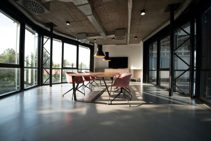 Enterprise Chat Solutions That Don’t Chain You to a Desk